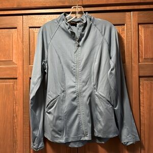 Spider jacket withh zip pockets.